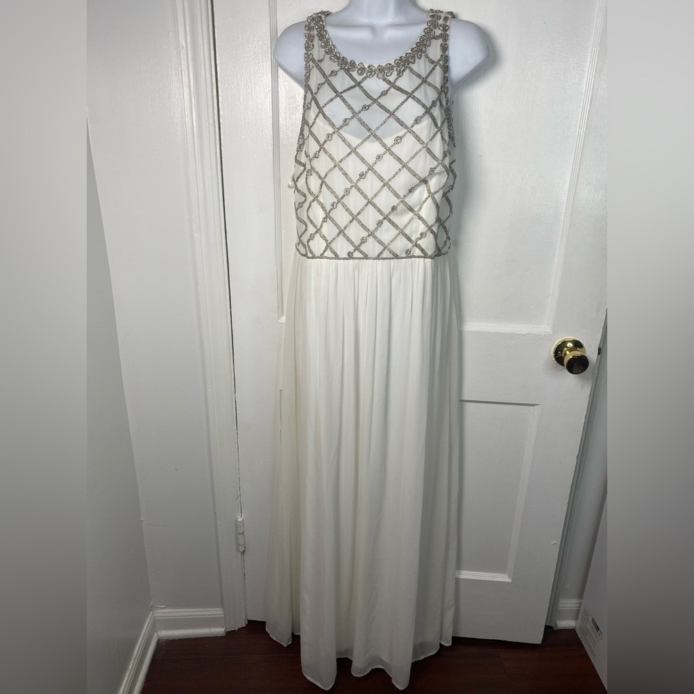Adrianna Papell 14 Illusion White and Silver Beaded Maxi Dress - Picture 4 of 10